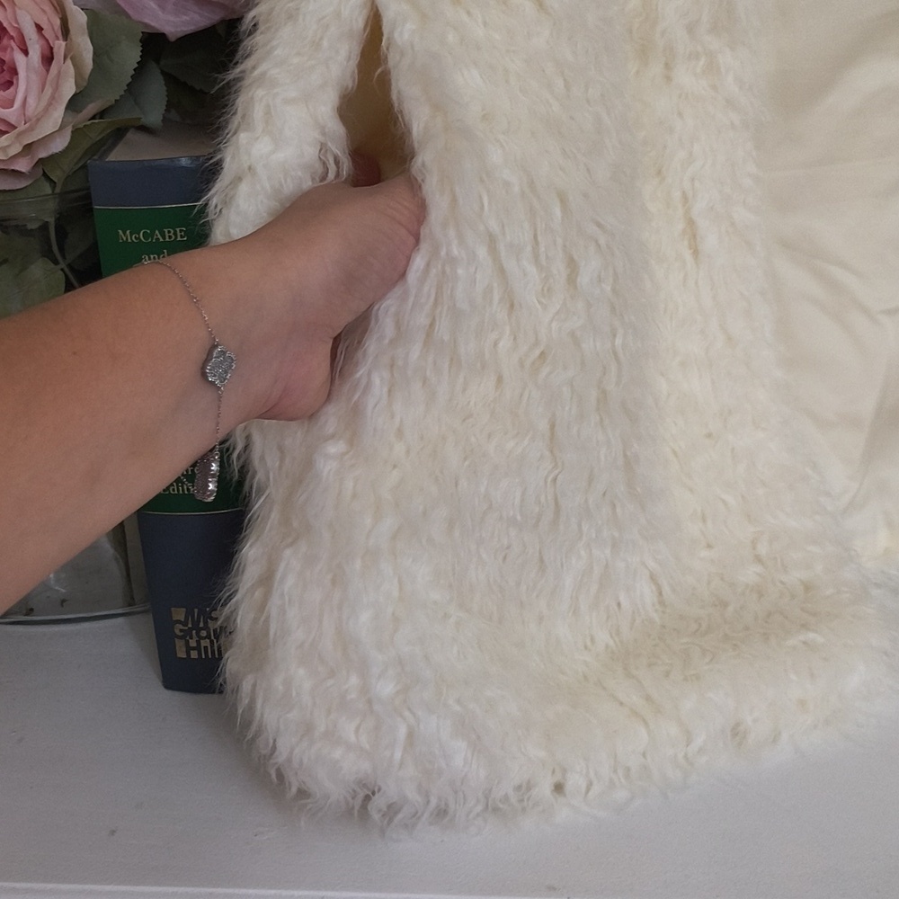 Cream Faux Fur Vest With Pockets Fall Winter Pumpkin Patch Holidays Contemporary - Picture 5 of 10